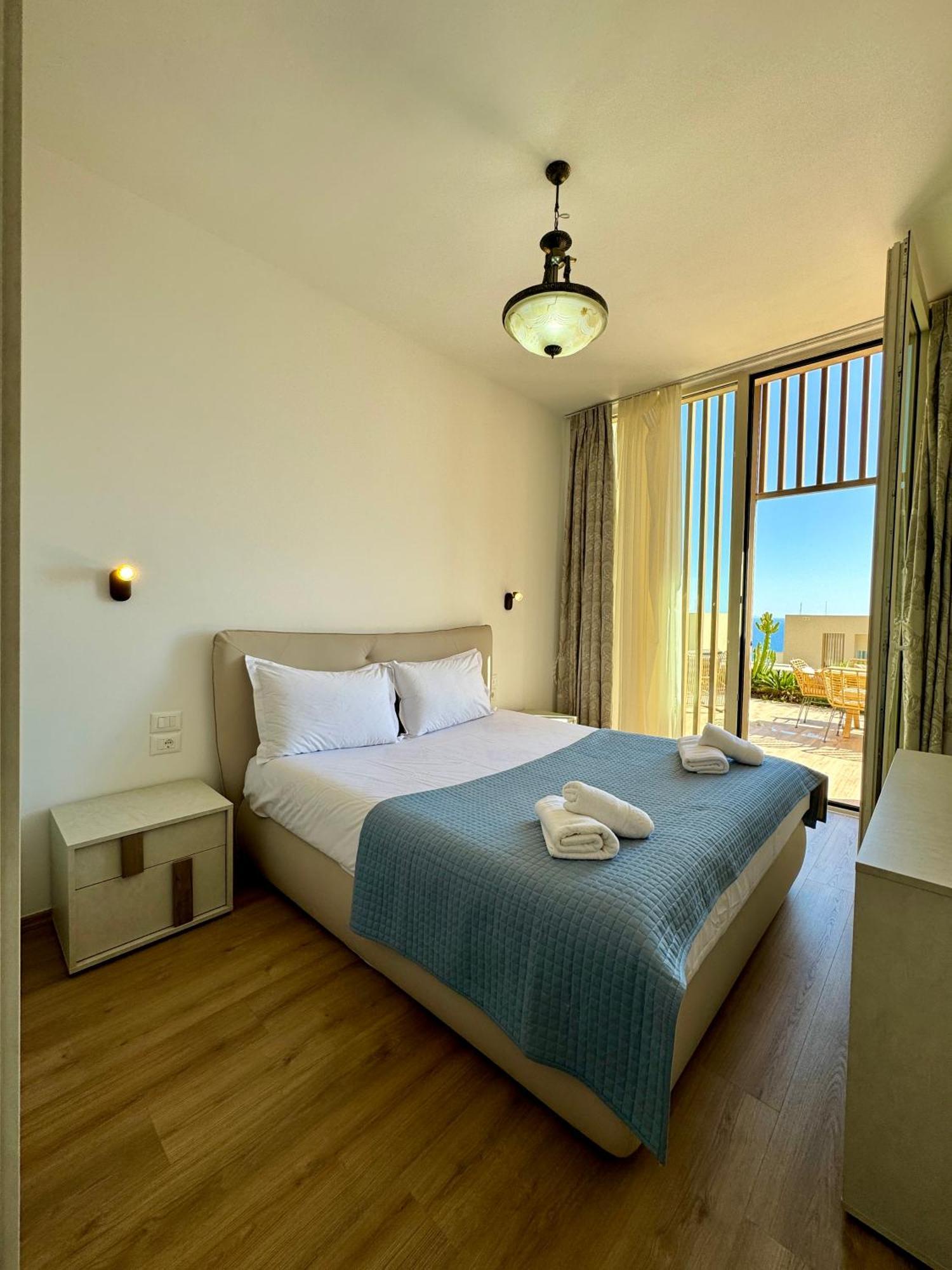 Casa vacanze Sun Hill Coast, Palasë